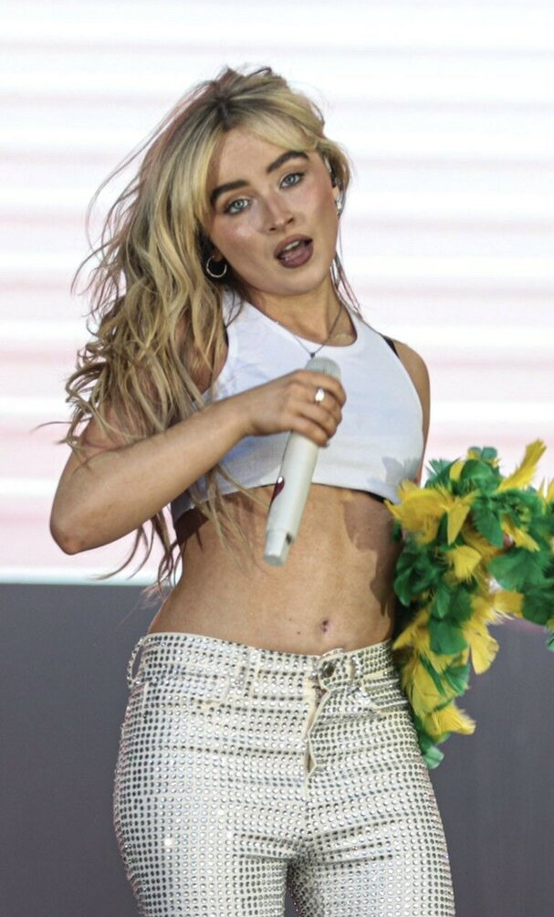 sabrina-carpenter gallery photo #2553