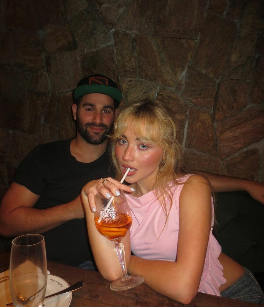 sabrina-carpenter gallery photo #2577