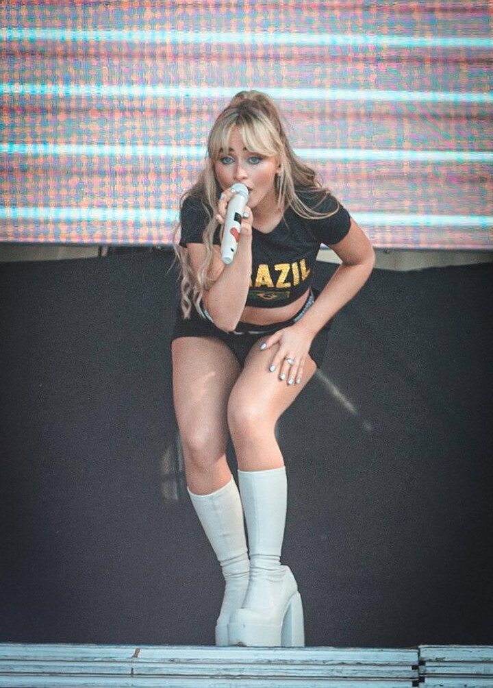 sabrina-carpenter gallery photo #2593