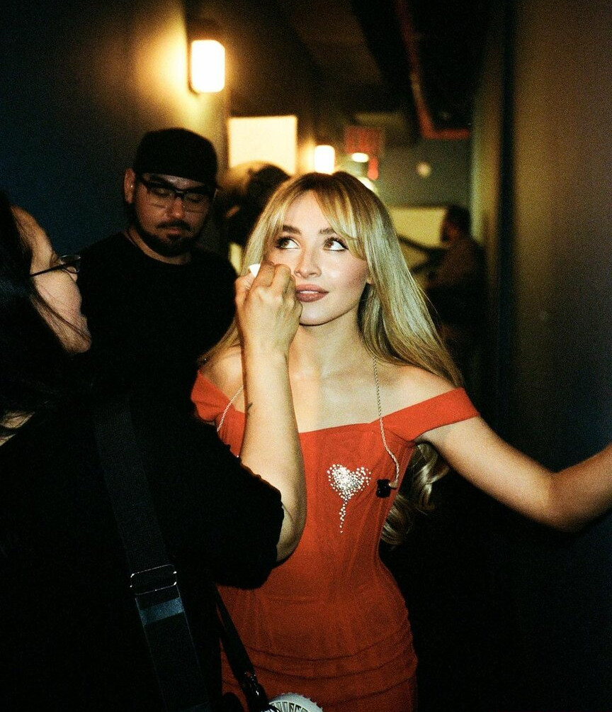 sabrina-carpenter gallery photo #2630