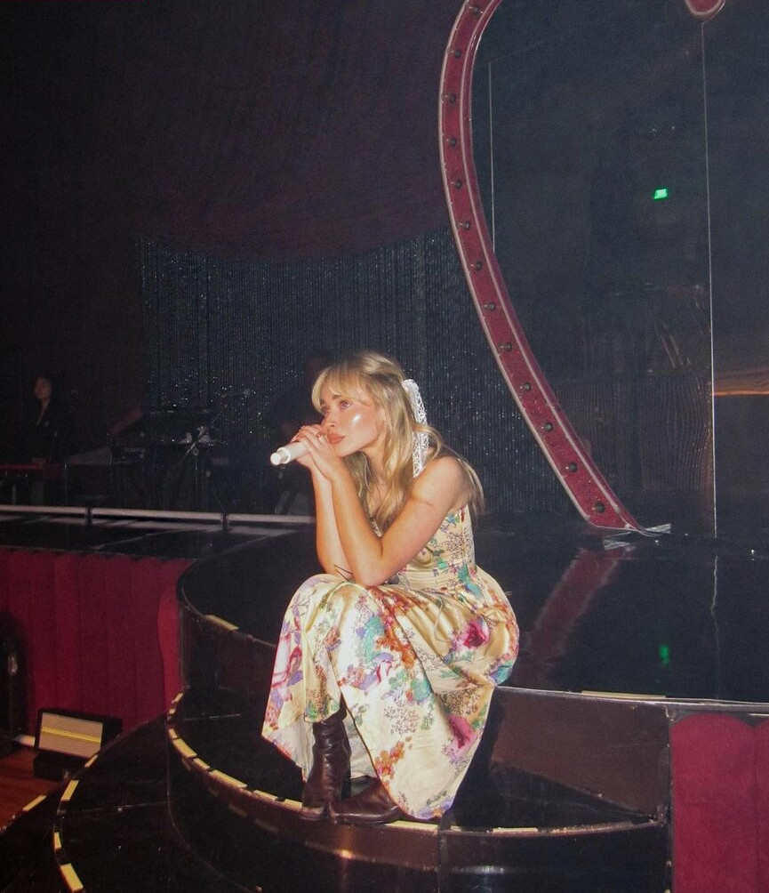 sabrina-carpenter gallery photo #2663