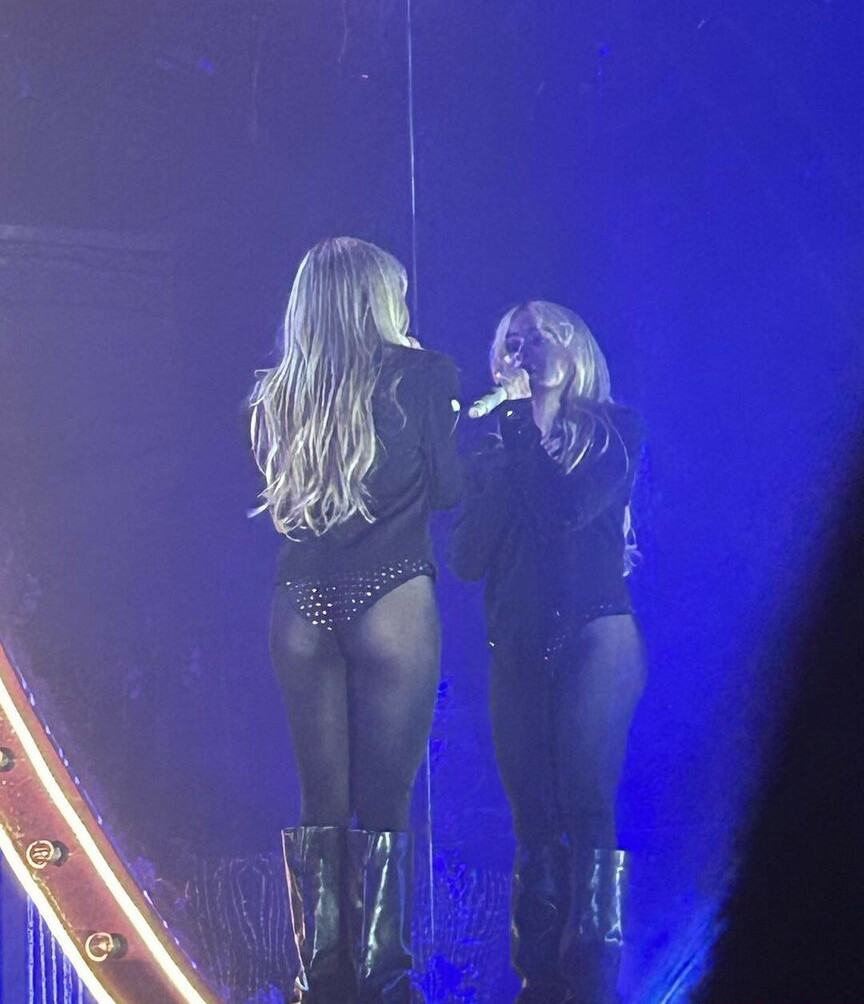 sabrina-carpenter gallery photo #2723