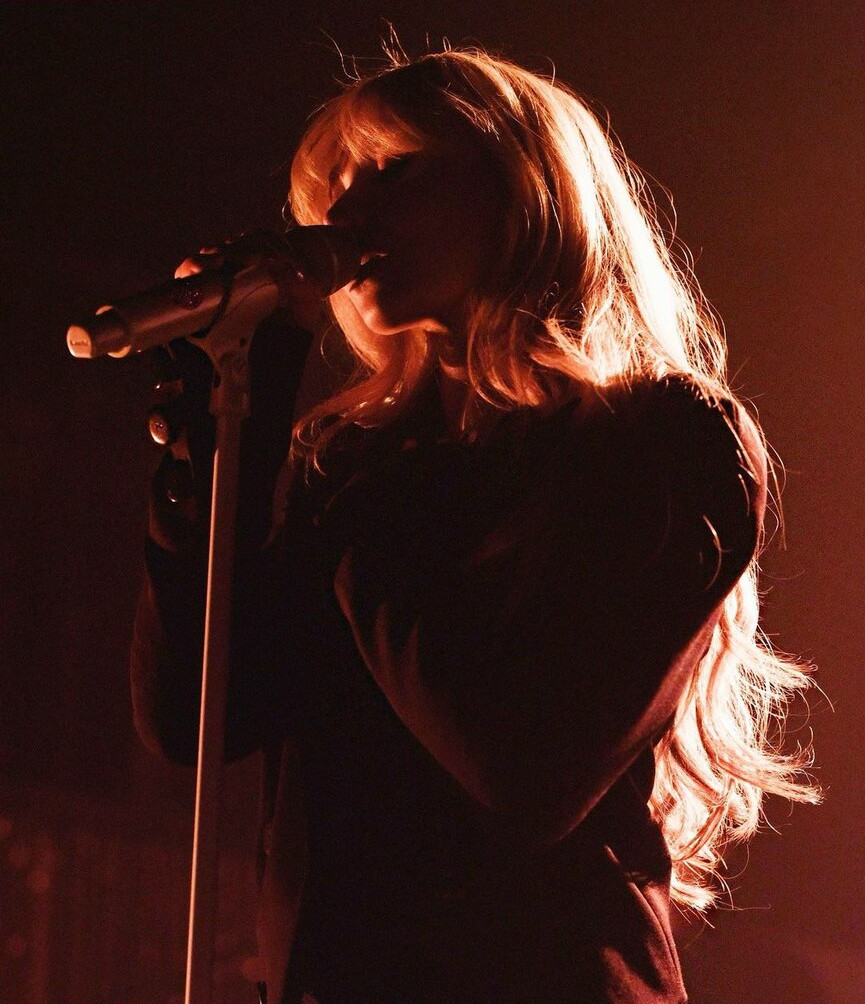 sabrina-carpenter gallery photo #2724