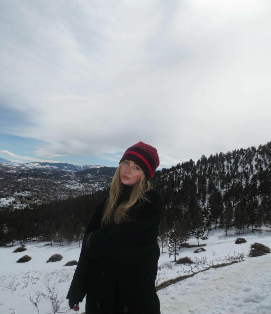 sabrina-carpenter gallery photo #2726