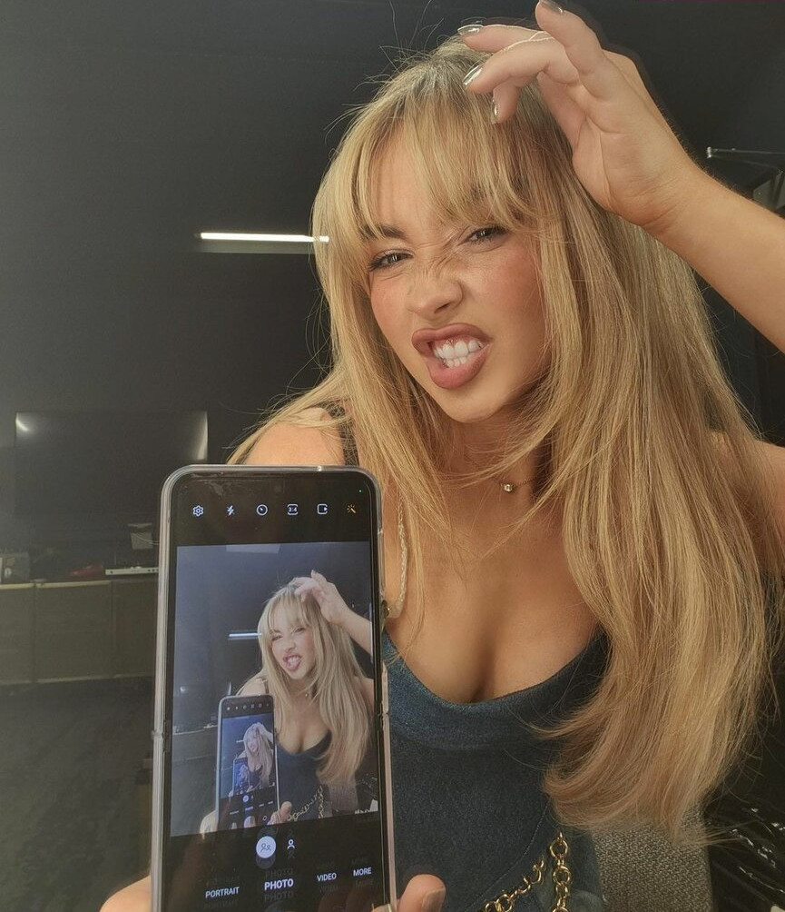 sabrina-carpenter gallery photo #2727