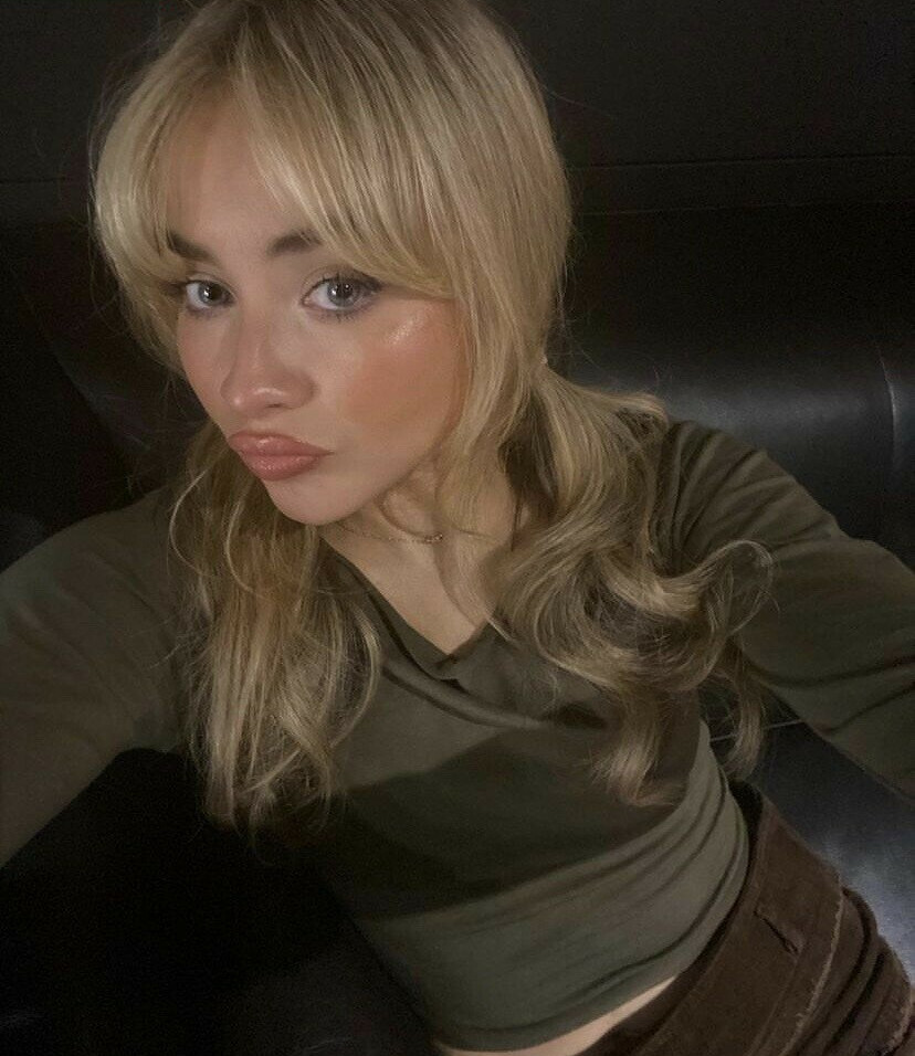 sabrina-carpenter gallery photo #2739