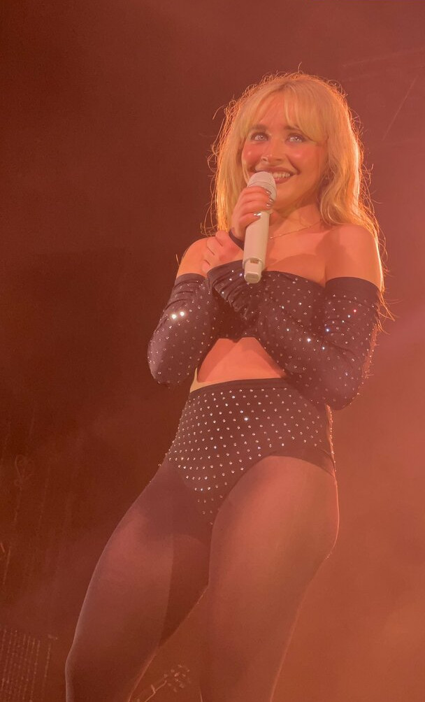 sabrina-carpenter gallery photo #2763