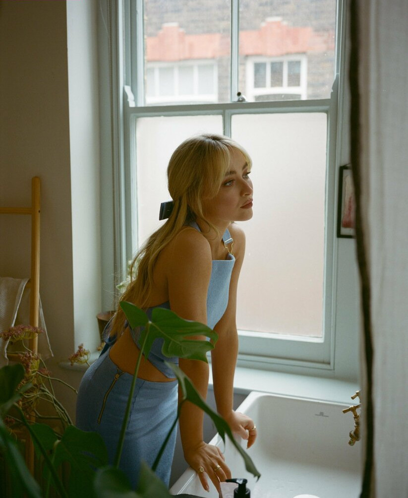 sabrina-carpenter gallery photo #2787