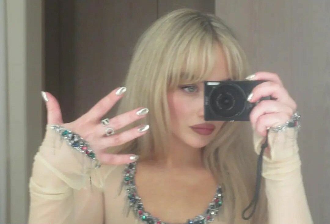 sabrina-carpenter gallery photo #2821