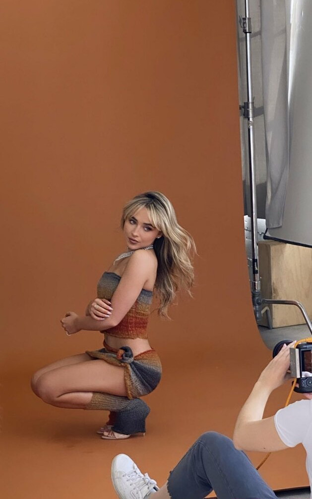 sabrina-carpenter gallery photo #2949