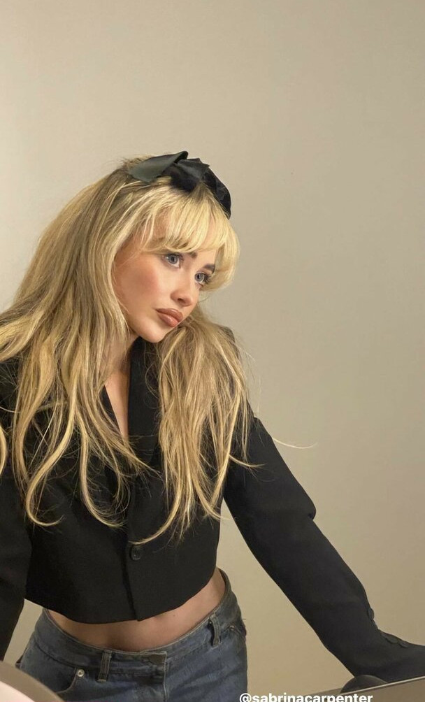 sabrina-carpenter gallery photo #3023
