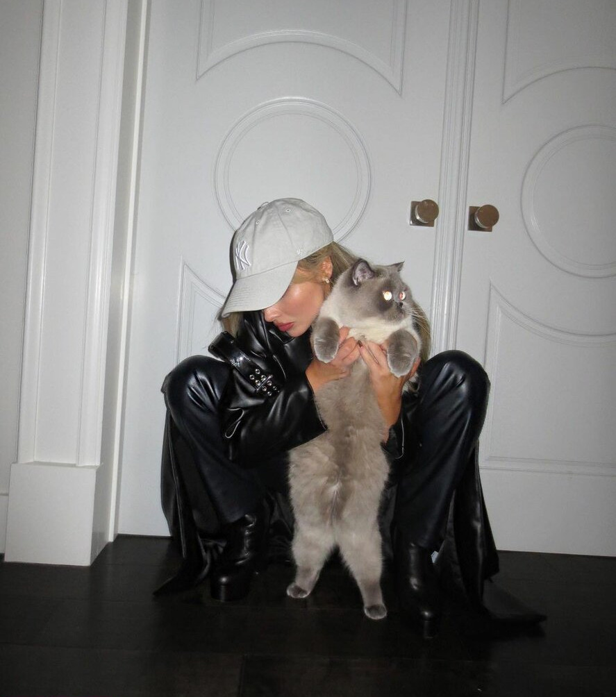 sabrina-carpenter gallery photo #3026