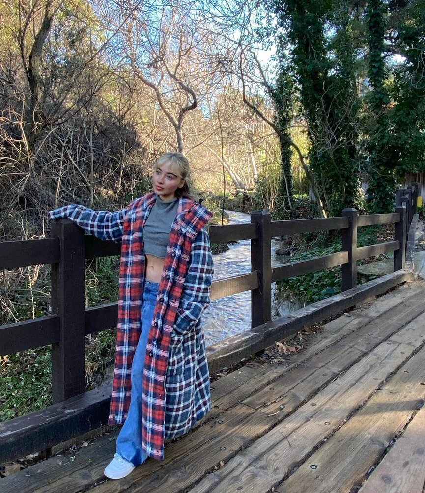 sabrina-carpenter gallery photo #3133