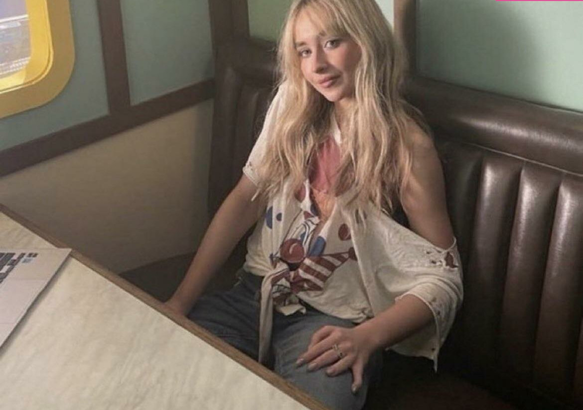 sabrina-carpenter gallery photo #3159