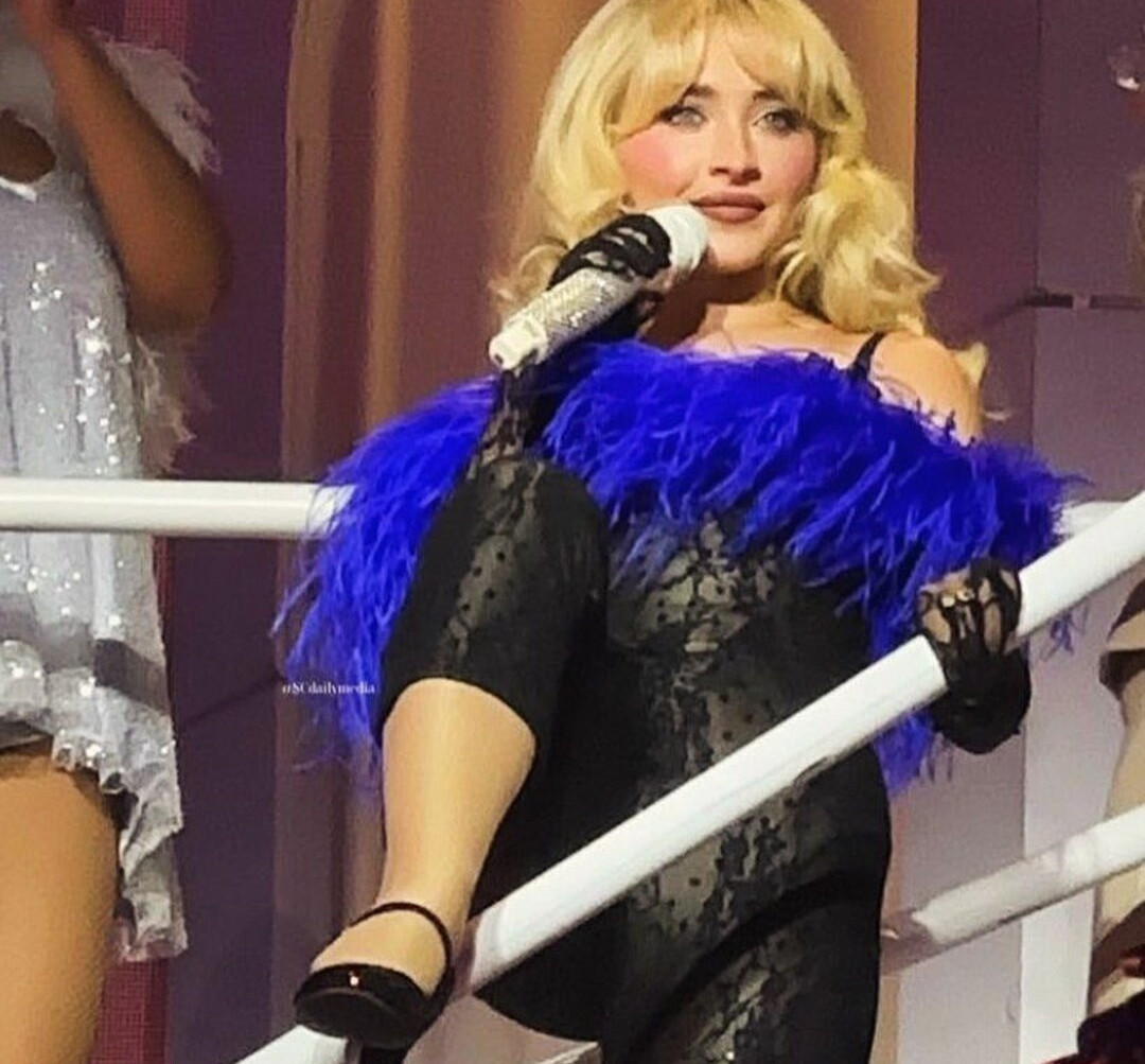 sabrina-carpenter Nahé úniky fotek pouze od fanoušků #318 - Fapshots