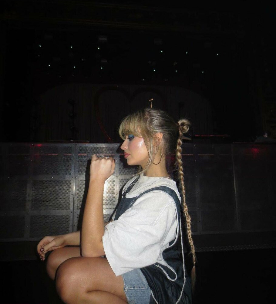 sabrina-carpenter Nude Leaks OnlyFans Photos #3365 - LeakJerk