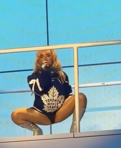 sabrina-carpenter Nahé úniky fotek pouze od fanoušků #367 - Fapshots