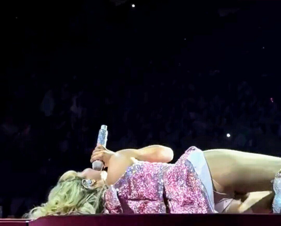 sabrina-carpenter Nahé úniky fotek pouze od fanoušků #386 - Fapshots