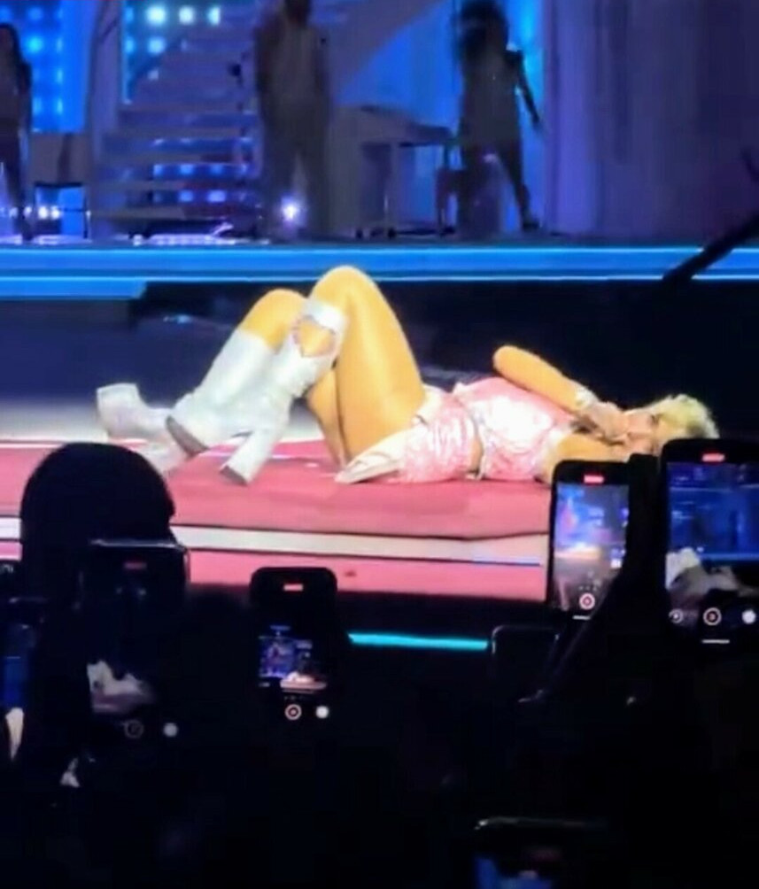 sabrina-carpenter Nahé úniky fotek pouze od fanoušků #389 - Fapshots