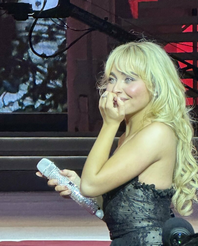 sabrina-carpenter Nahé úniky fotek pouze od fanoušků #395 - Fapshots