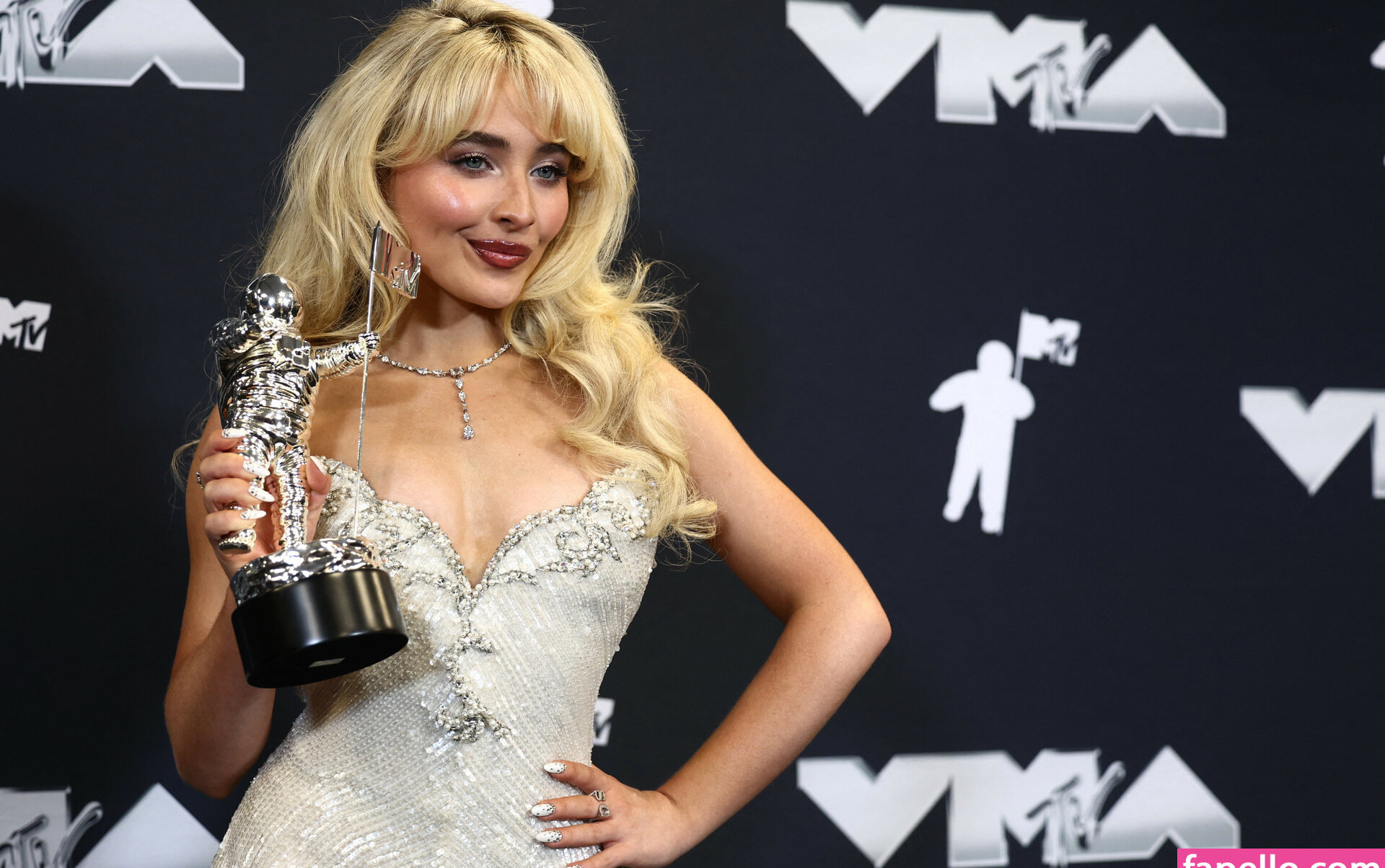 sabrina-carpenter Nahé úniky fotek pouze od fanoušků #537 - Fapshots