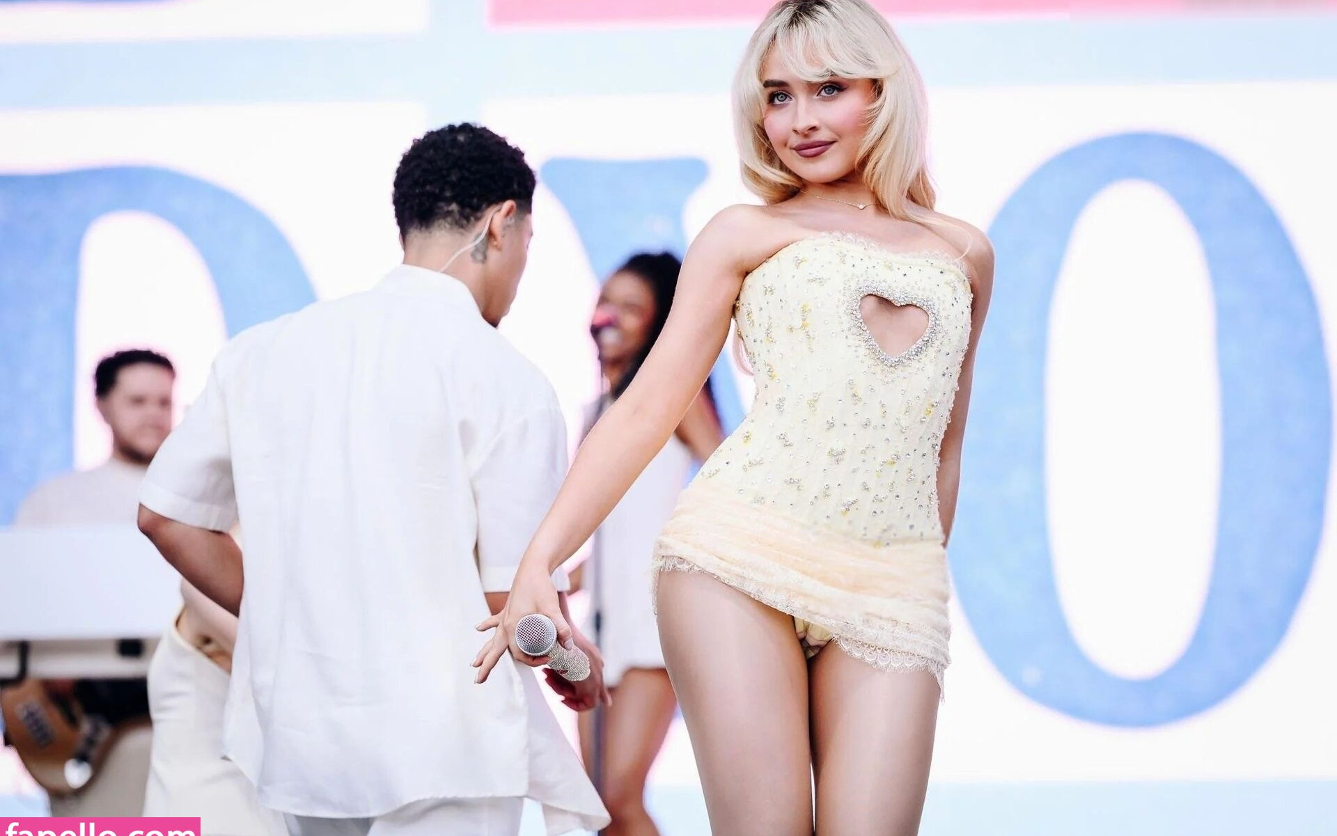 sabrina-carpenter Nahé úniky fotek pouze od fanoušků #988 - Fapshots