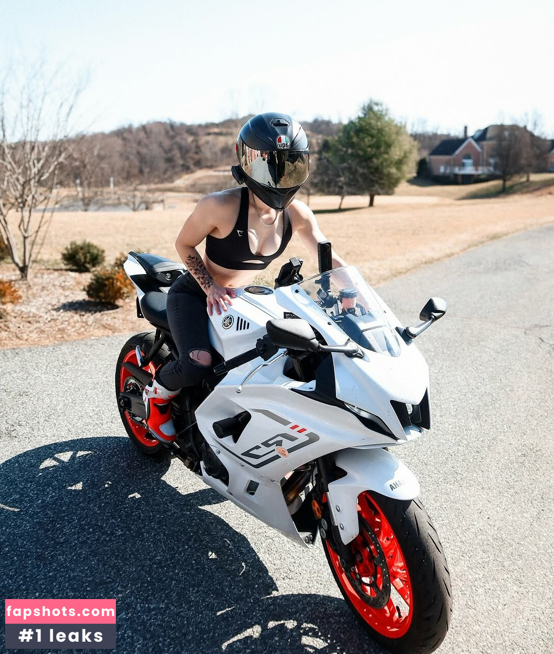 Sabrina Cesta gallery photo #24