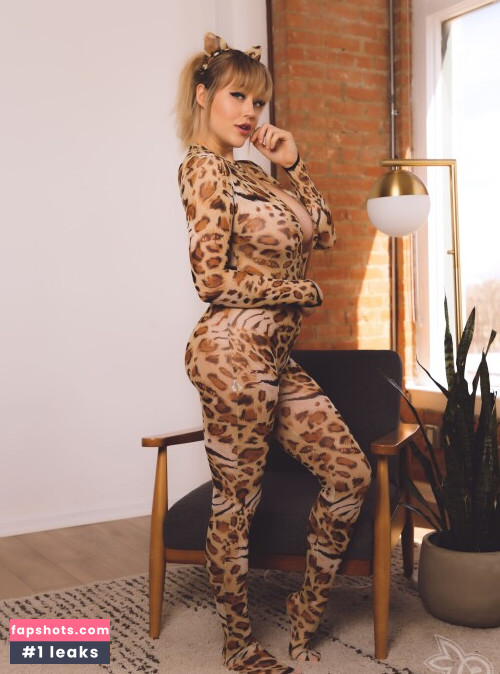 Sabrina Nichole gallery photo #4272