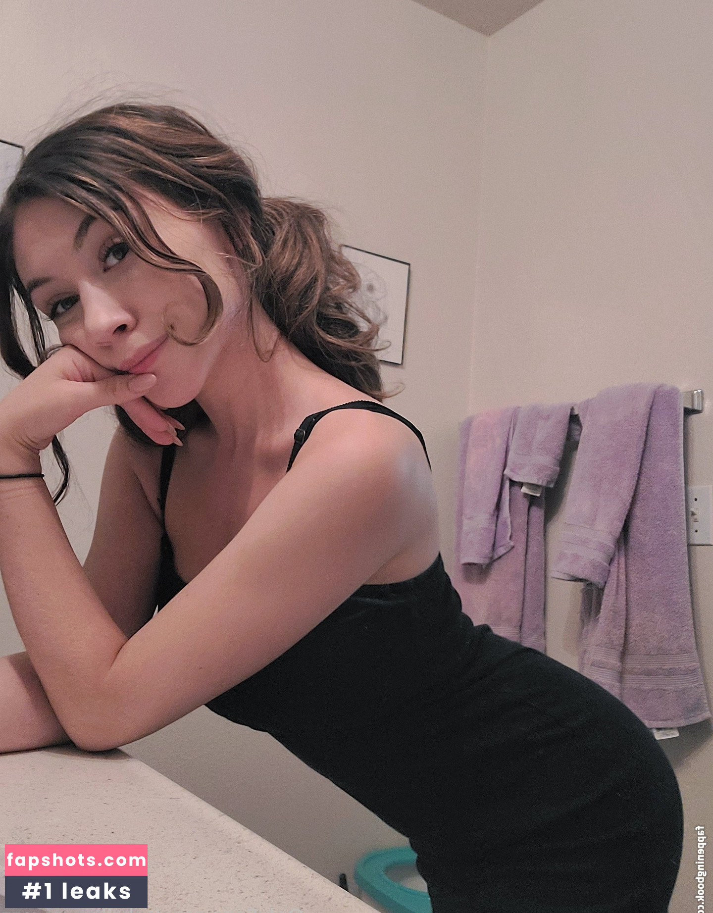 Sabrina gallery photo #67