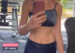 Sabrina Parlatore gallery photo #2