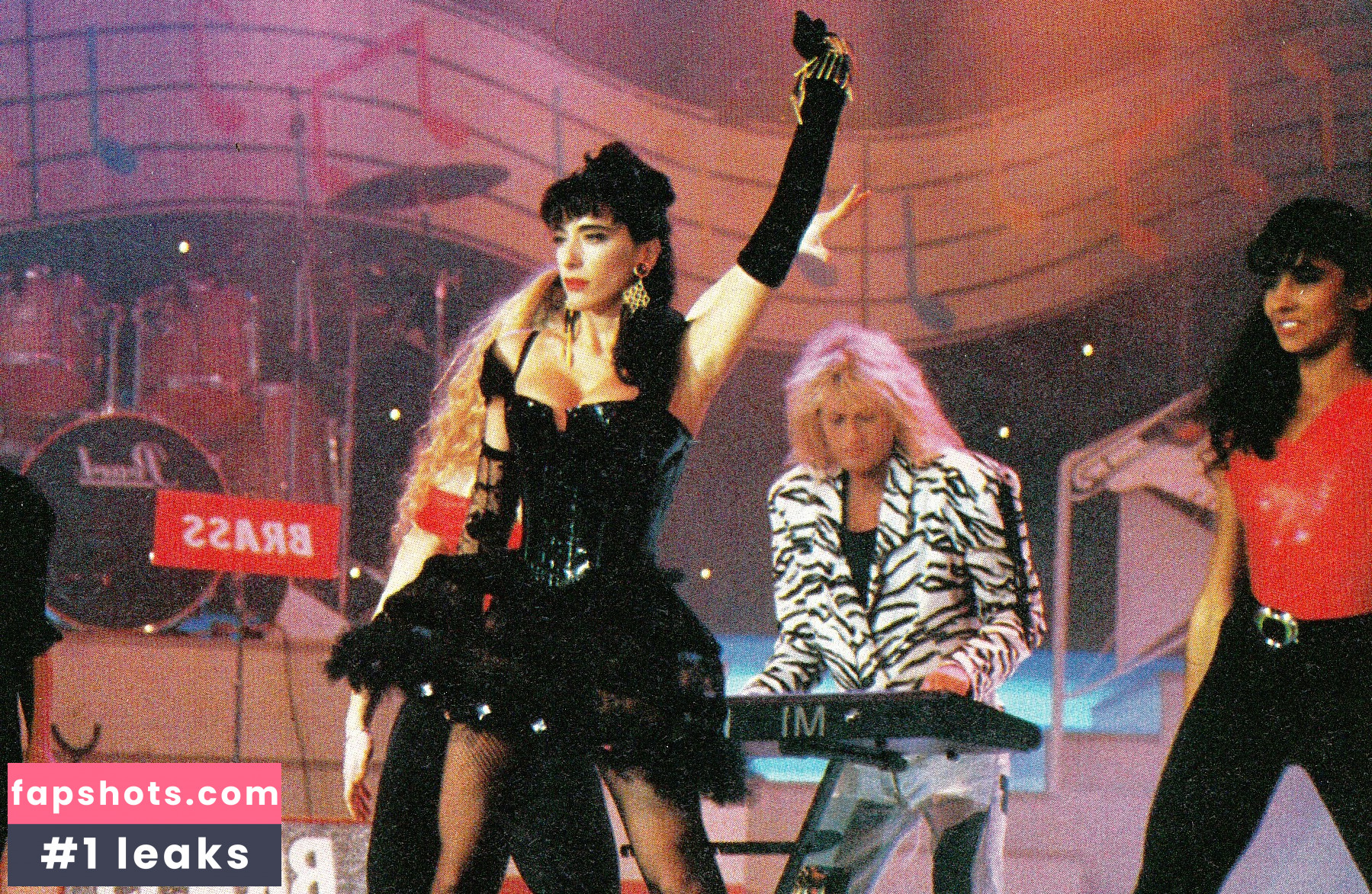 Sabrina Salerno gallery photo #394