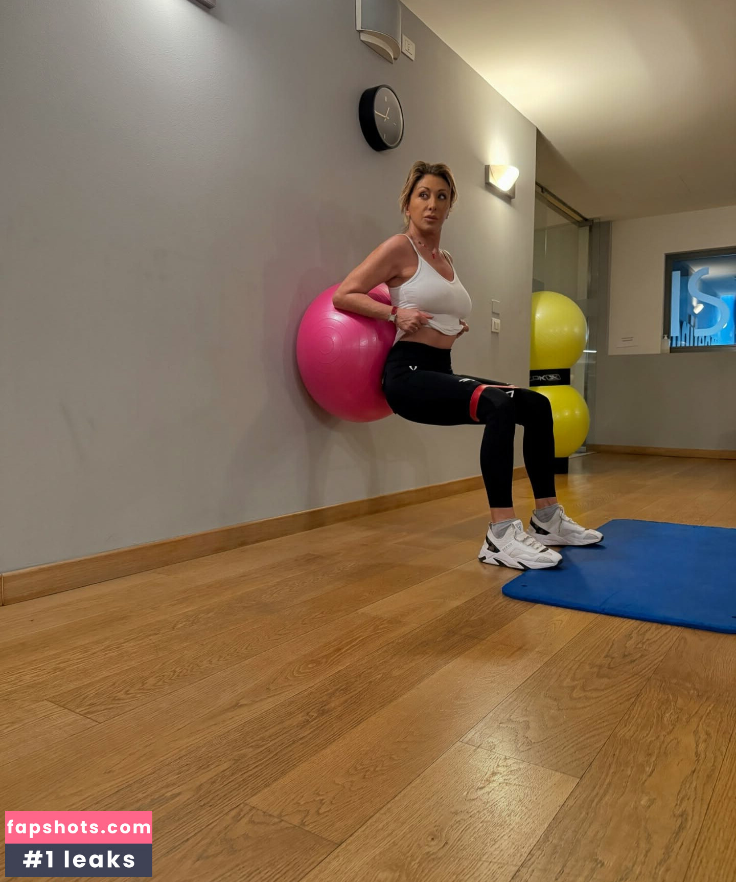 Sabrina Salerno Filtración Desnuda OnlyFans Foto #97 - Fapshots