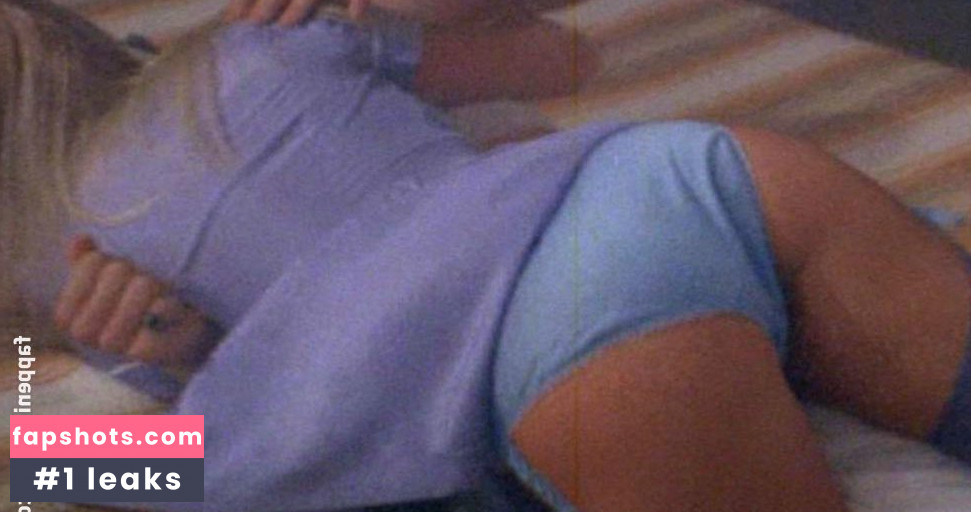 Sabrina Siani gallery photo #2