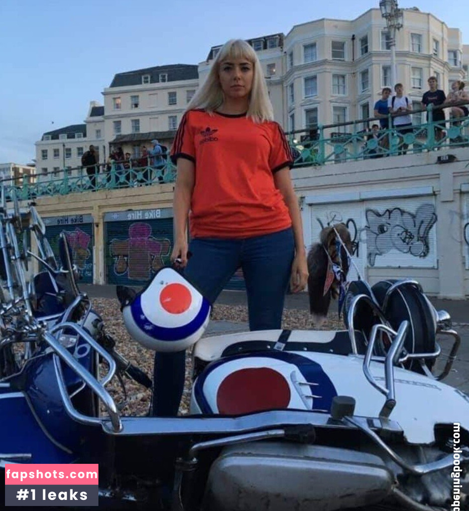 Sacha Parkinson Filtración Desnuda OnlyFans Foto #27 - Fapshots