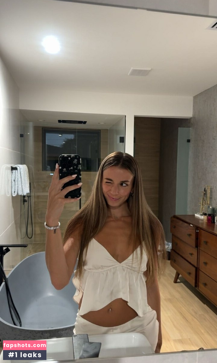 Sadie Mckenna gallery photo #130