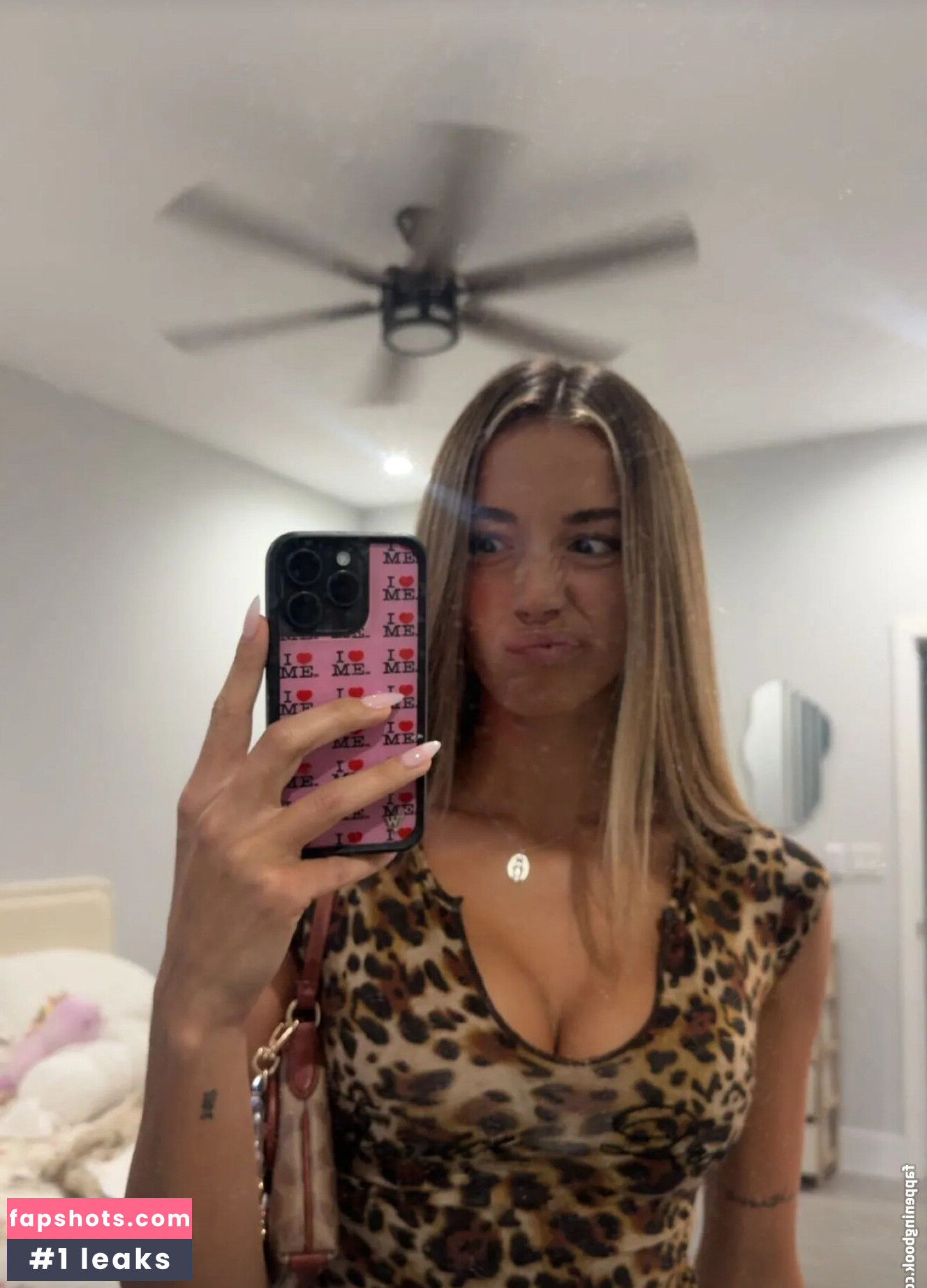 Sadie Mckenna gallery photo #143