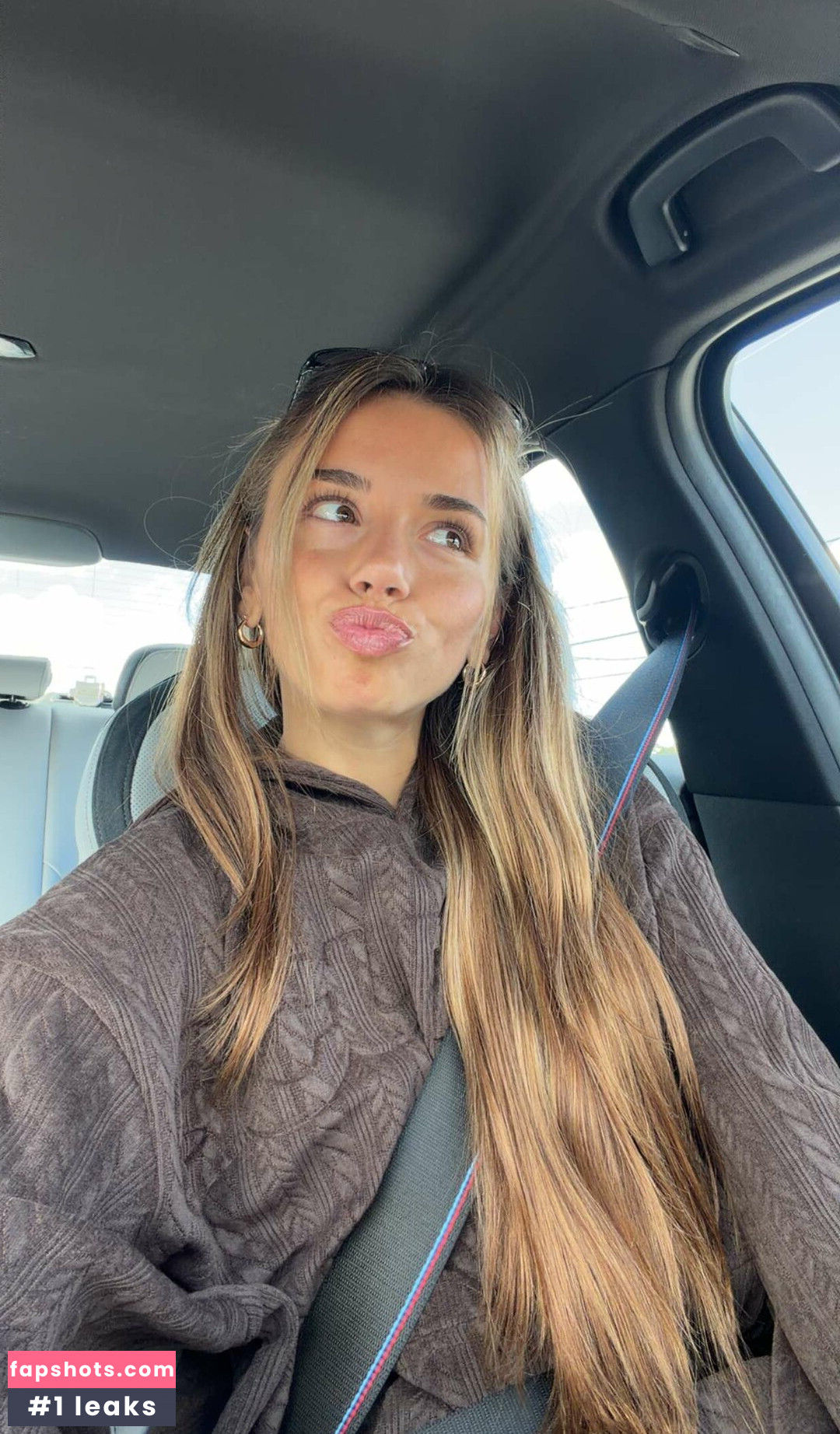 Sadie Mckenna gallery photo #27