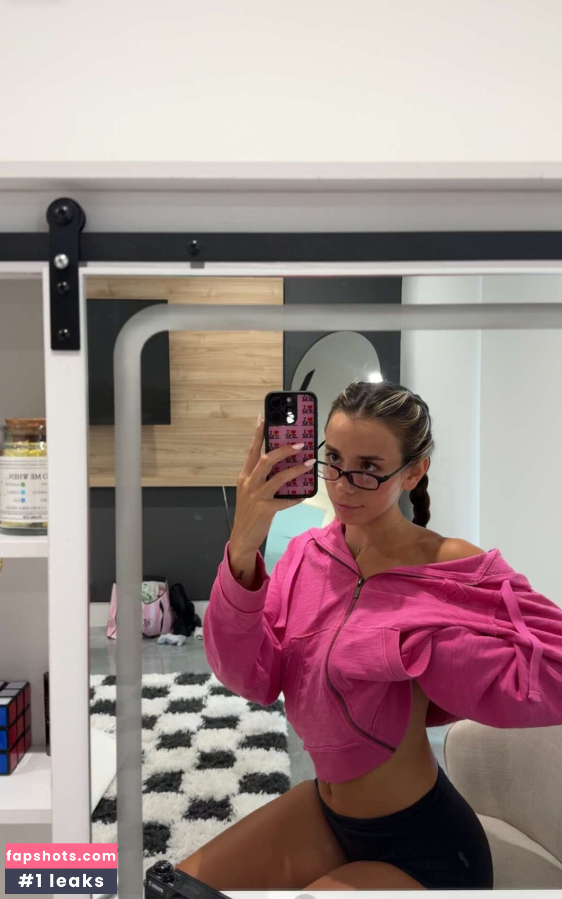 Sadie Mckenna gallery photo #278