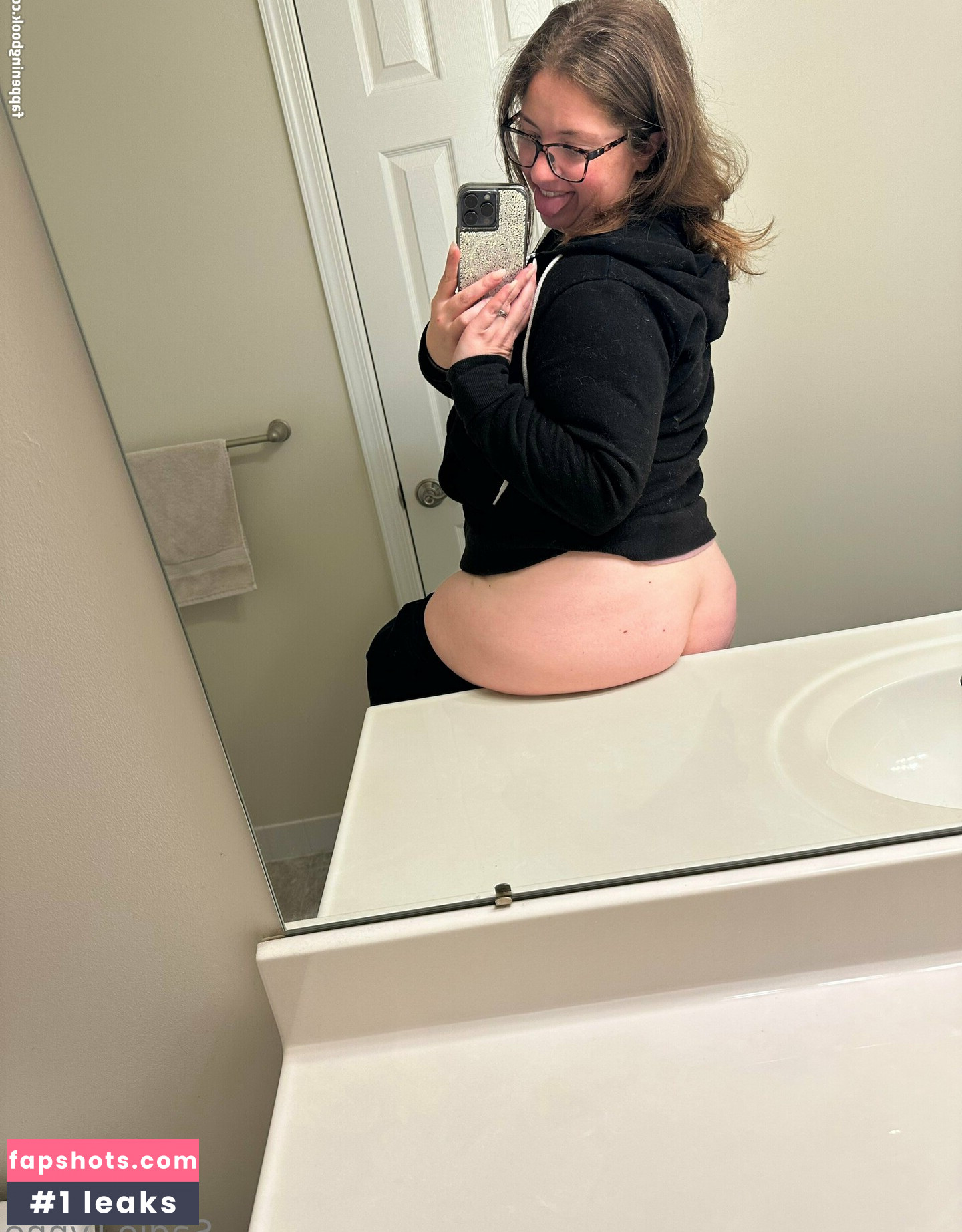 sadiebeforedark nude babe gallery