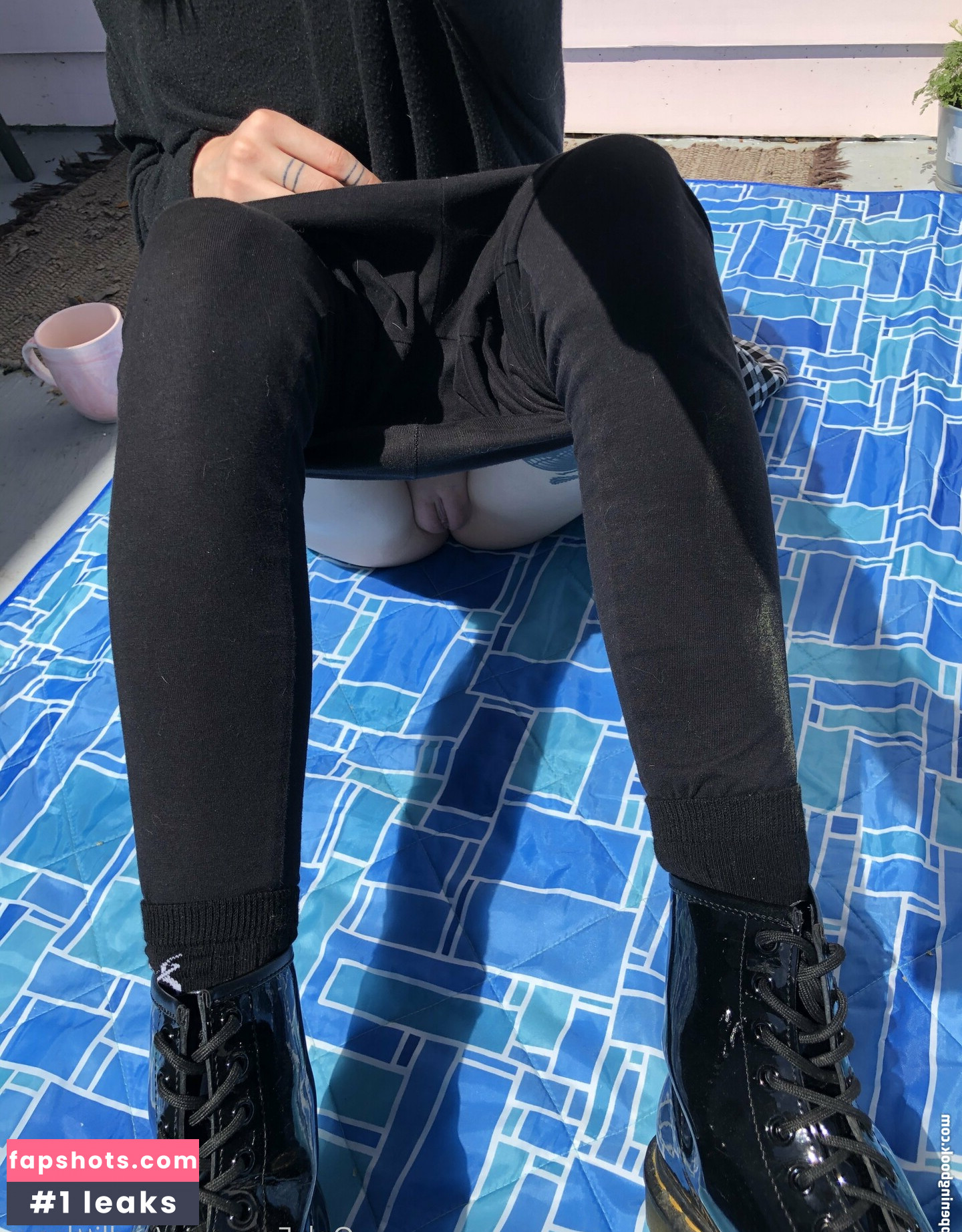 sadlittlesun gallery photo #18