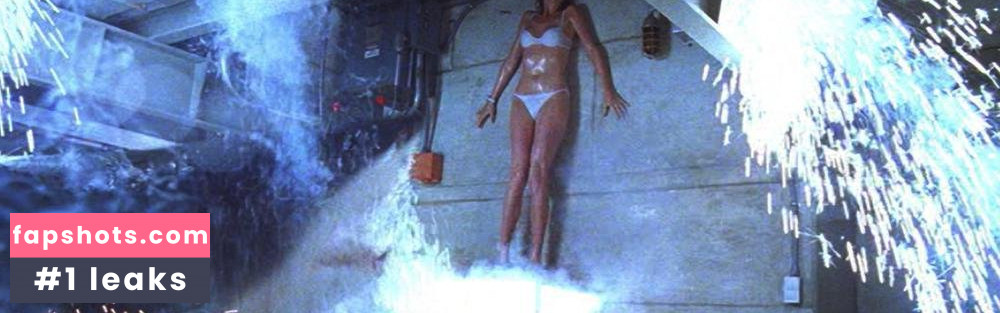 Saffron Burrows gallery photo #30