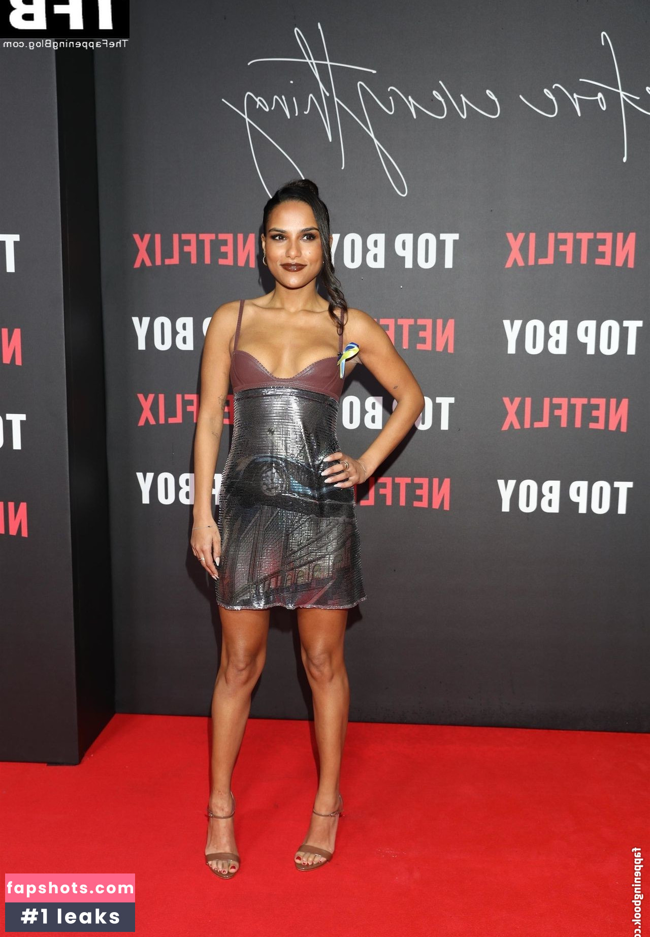 Saffron Hocking gallery photo #16