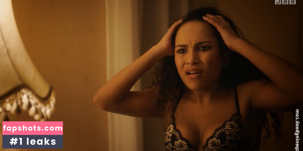 Saffron Hocking gallery photo #27