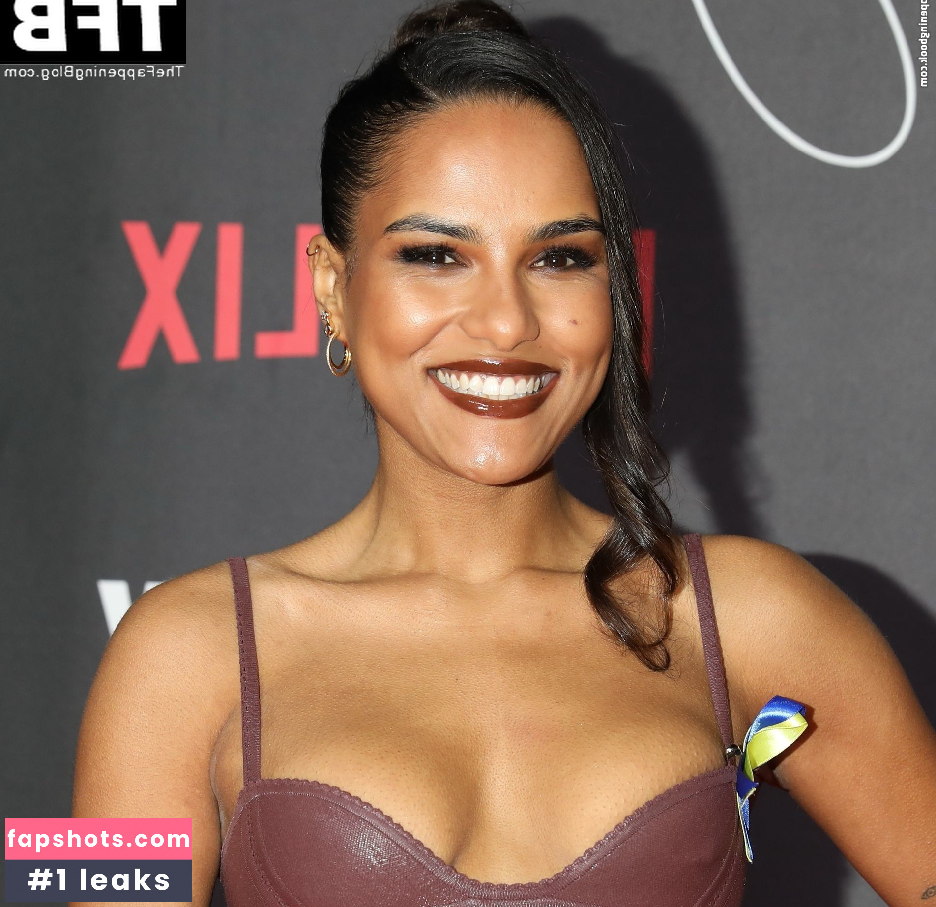 Saffron Hocking gallery photo #10