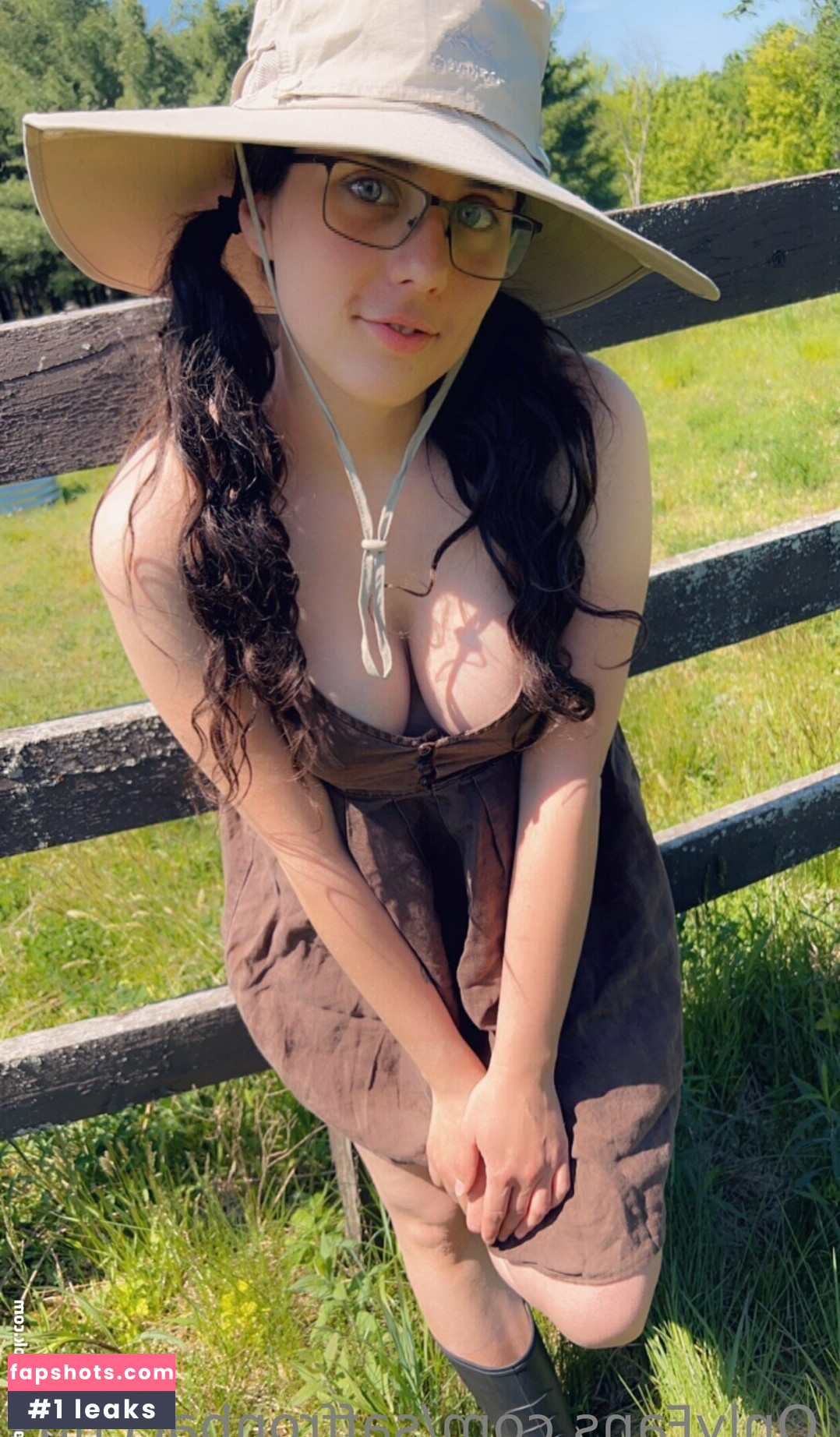 saffronbacchus gallery photo #10