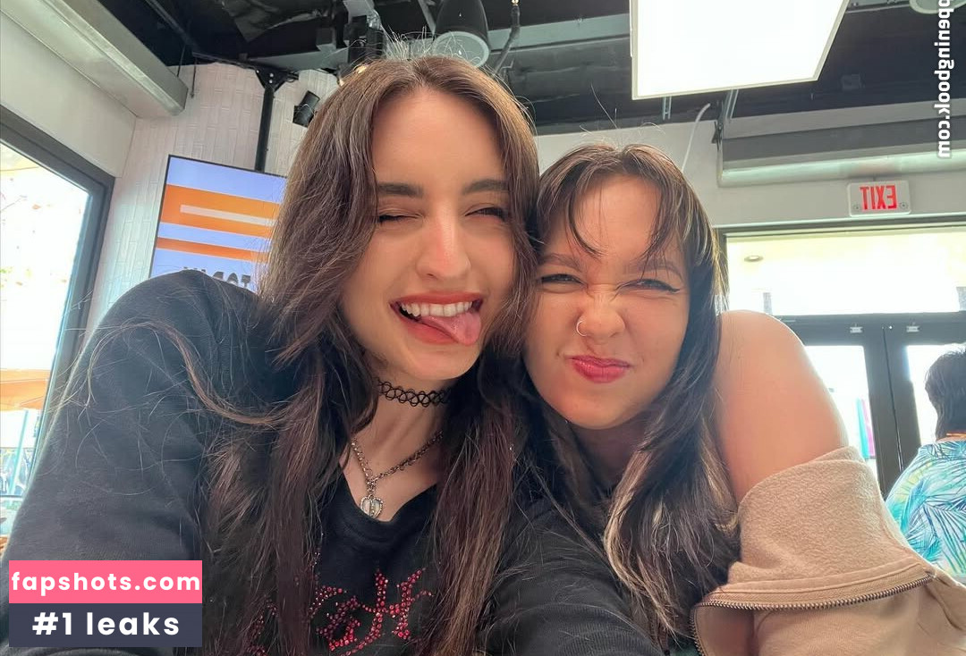 Sage ASMR gallery photo #15