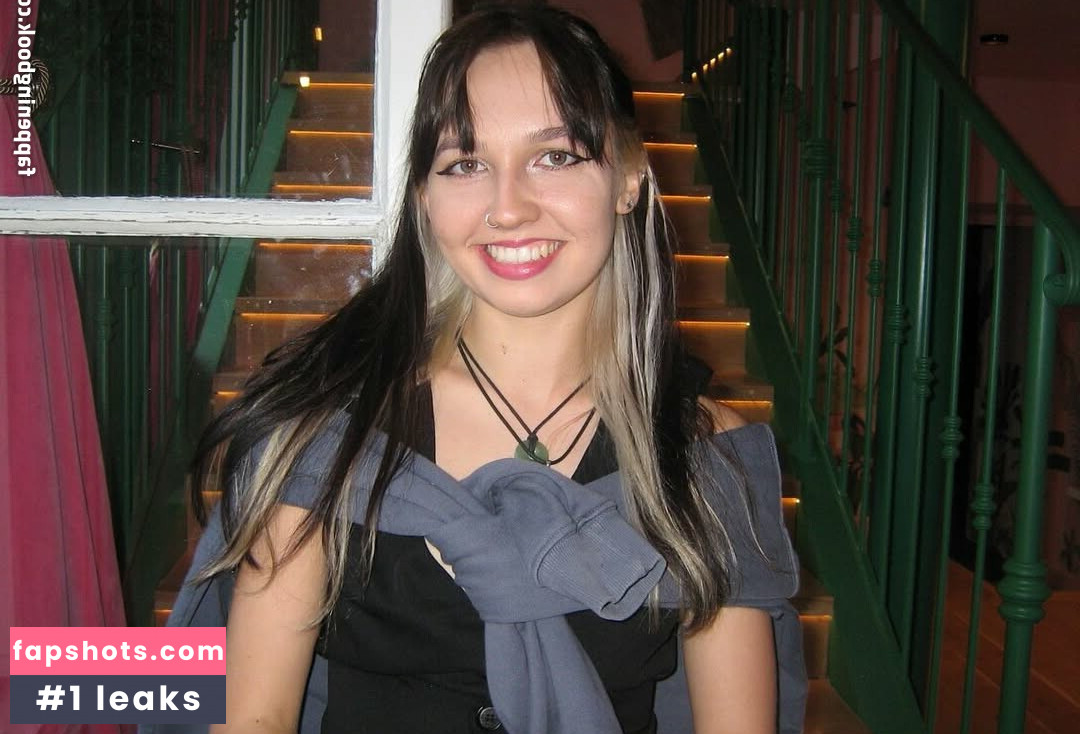 Sage ASMR gallery photo #10