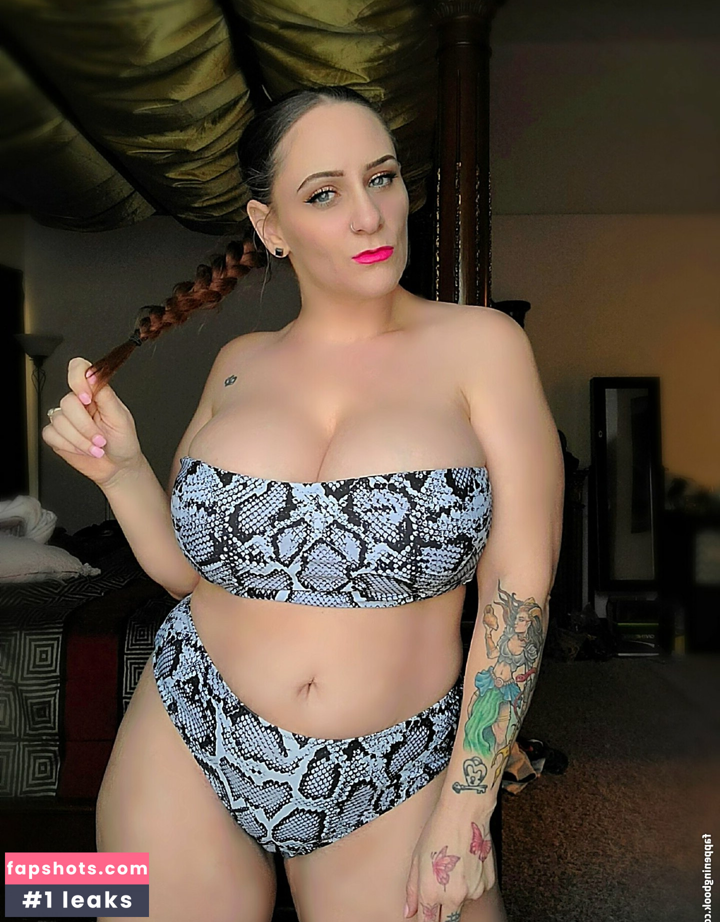 Sage Montana gallery photo #8