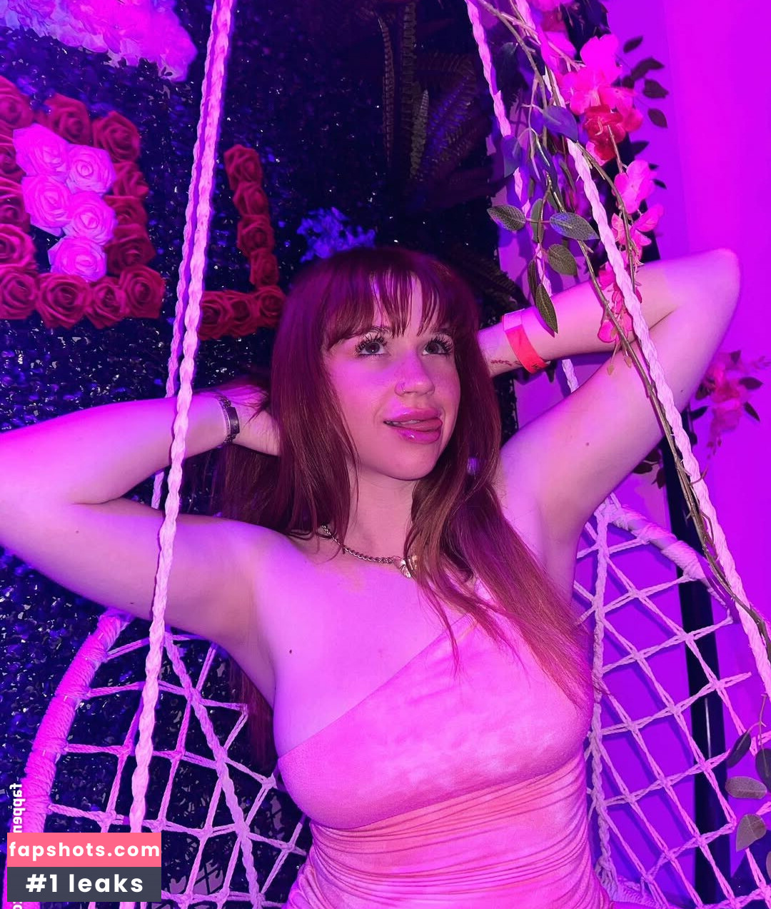 Sage See gallery photo #10