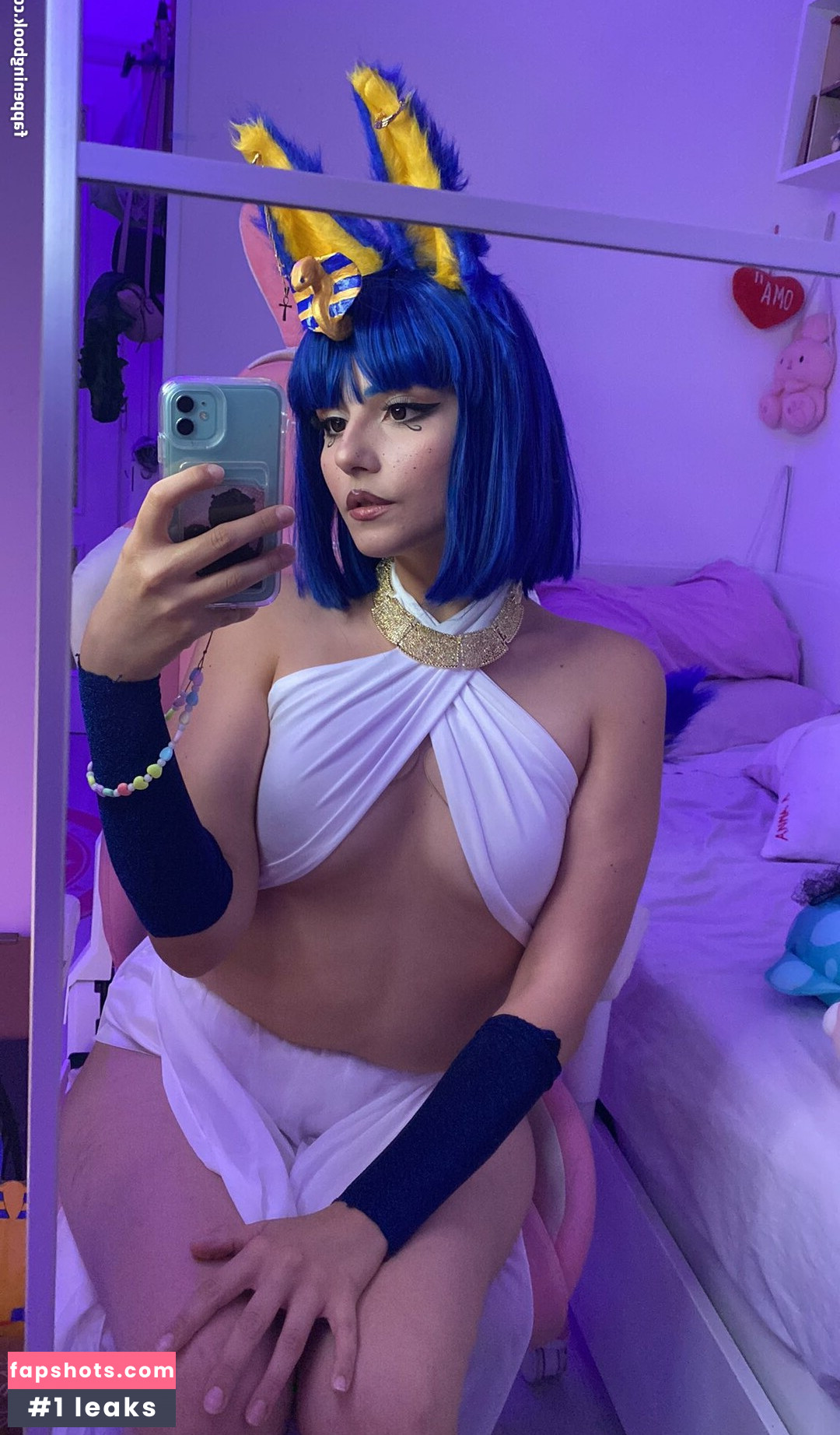 Sagira nude babe gallery